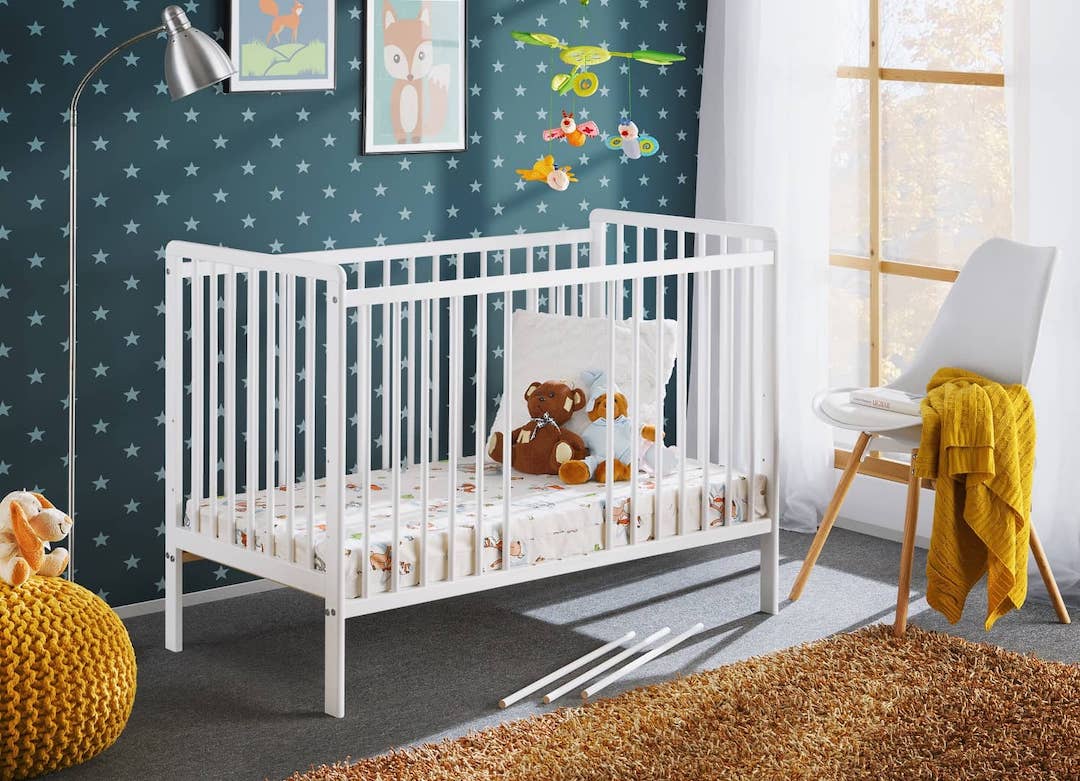 Cypi Cot Bed - Image 2