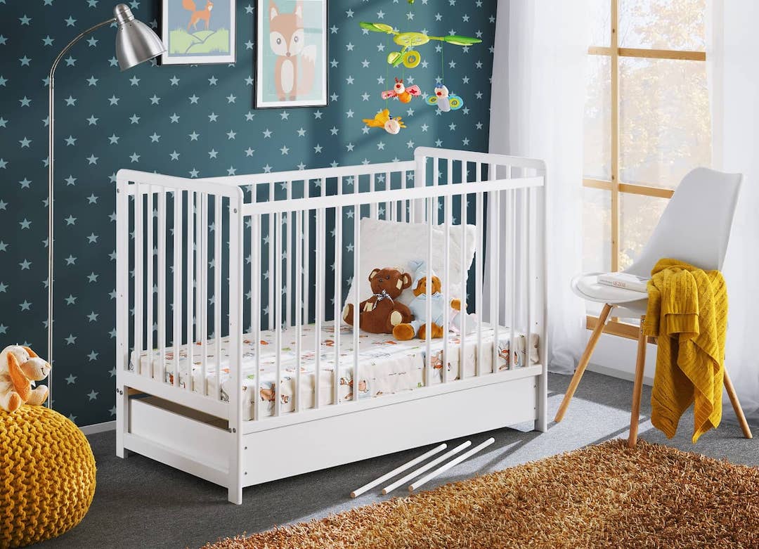 Cypi Cot Bed - Image 5