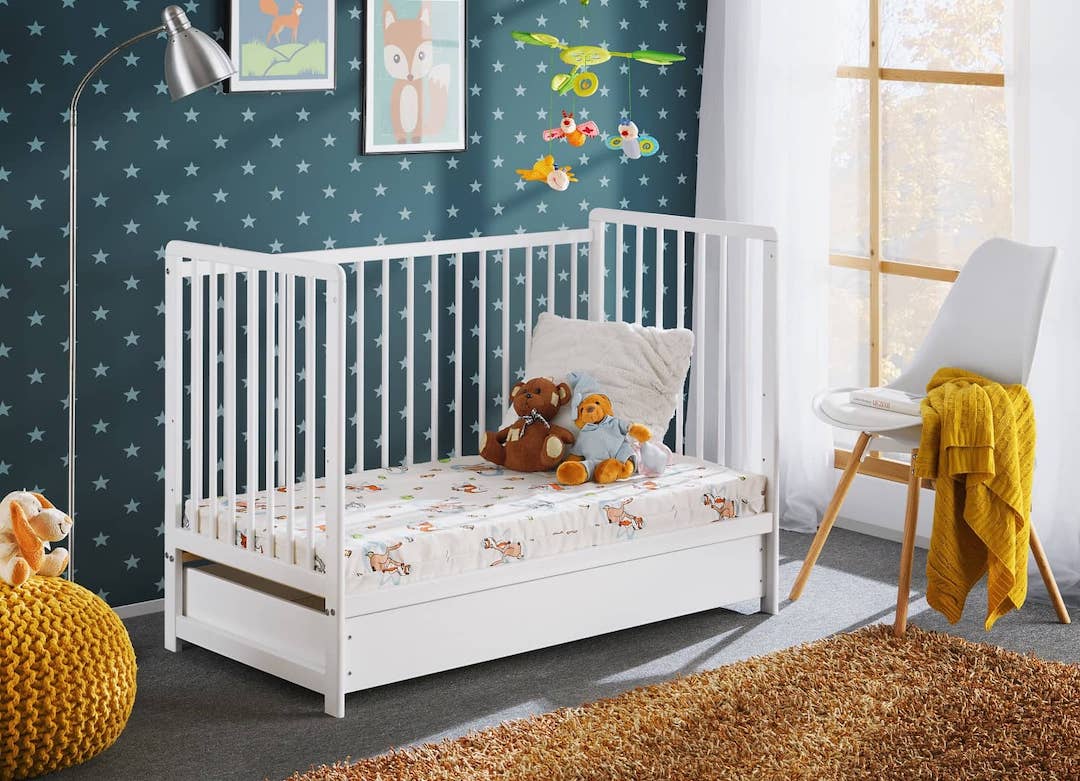 Cypi Cot Bed - Image 7