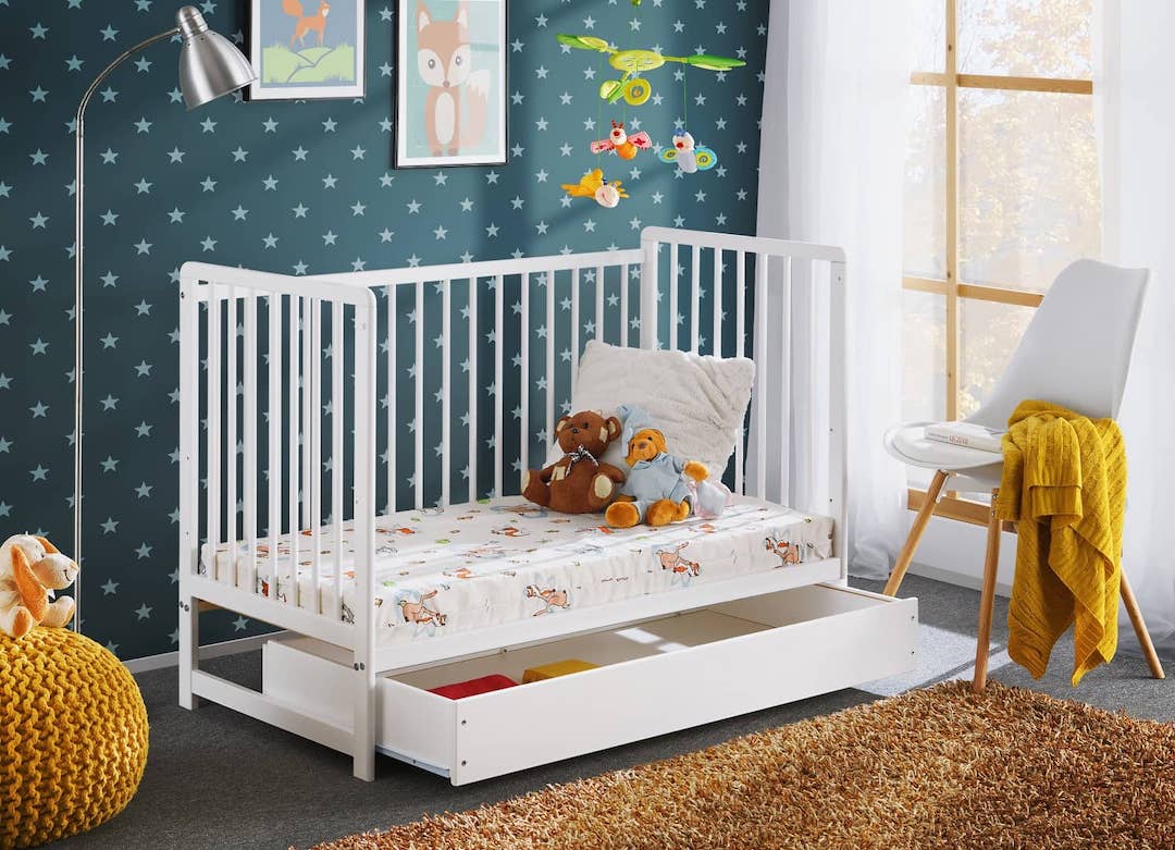 Cypi Cot Bed - Image 8